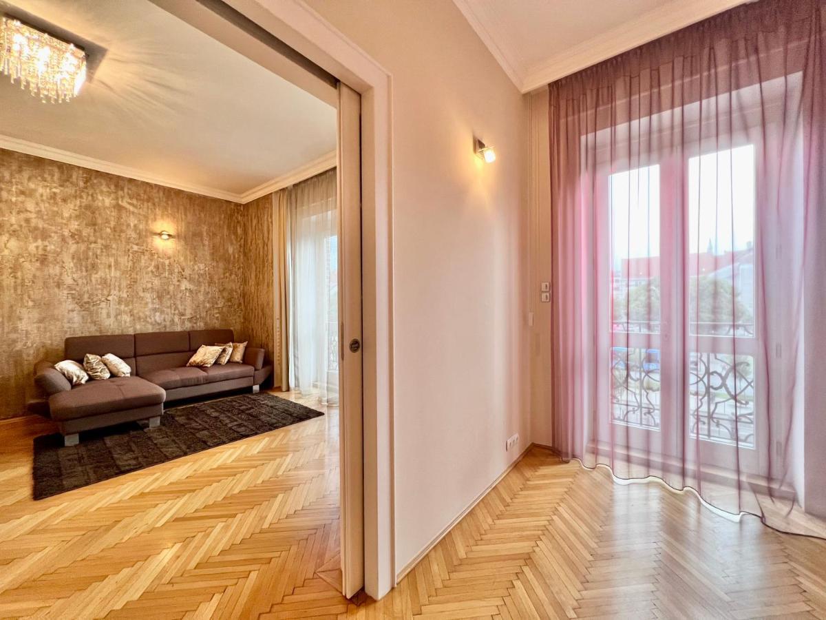 בודפשט Exclusive Colourful Flat In The City מראה חיצוני תמונה