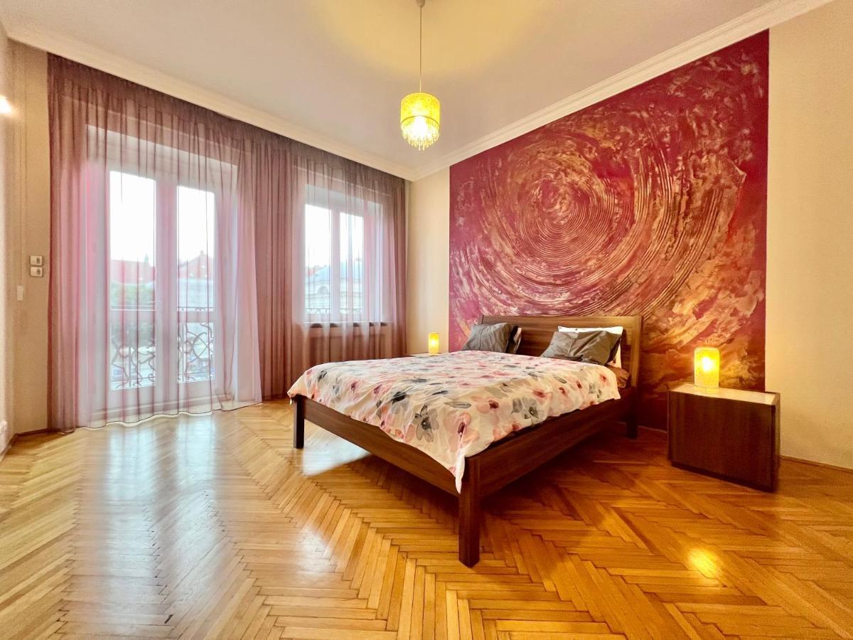 בודפשט Exclusive Colourful Flat In The City מראה חיצוני תמונה