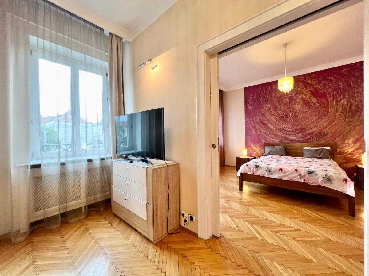 בודפשט Exclusive Colourful Flat In The City מראה חיצוני תמונה