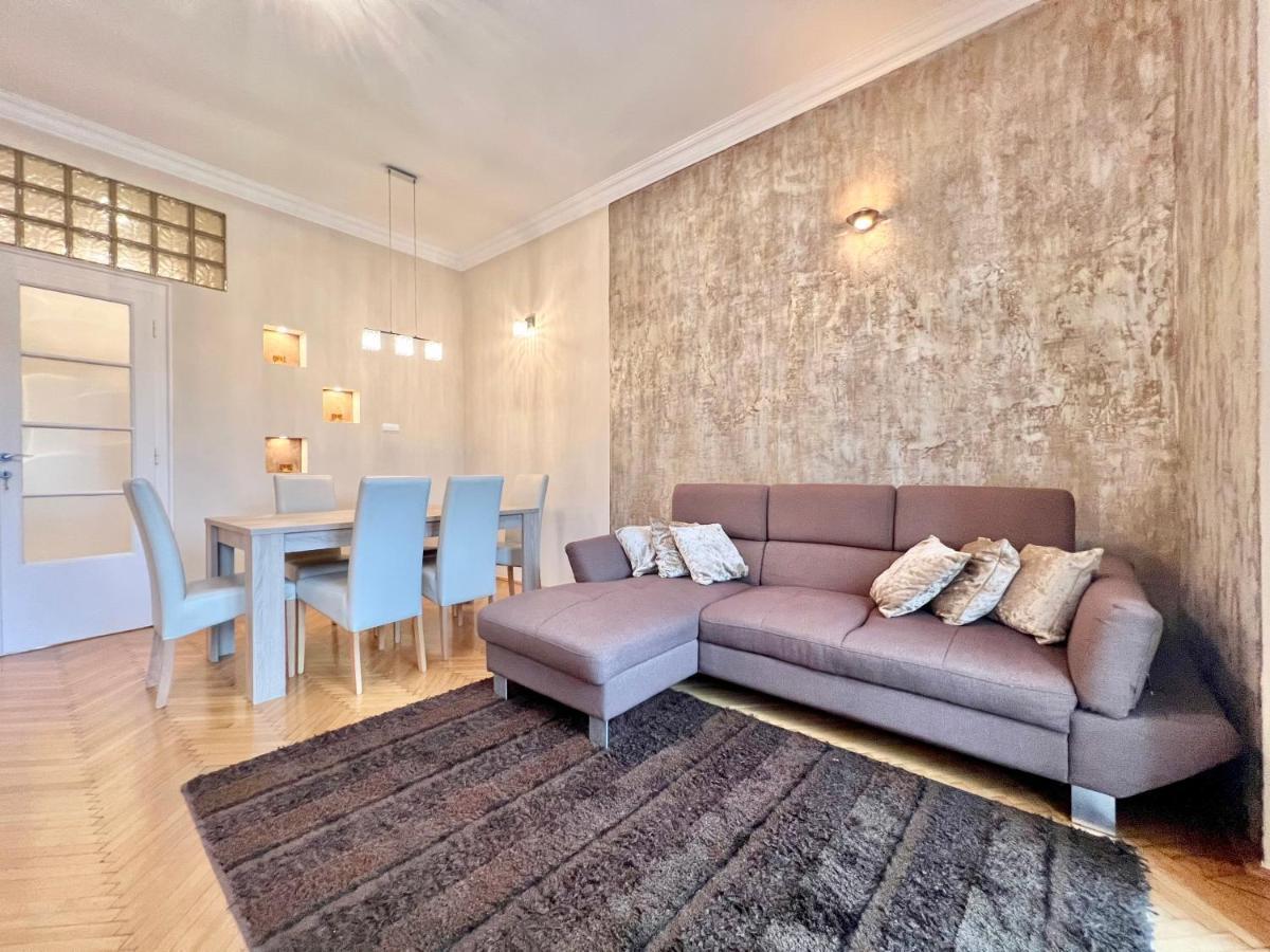 בודפשט Exclusive Colourful Flat In The City מראה חיצוני תמונה